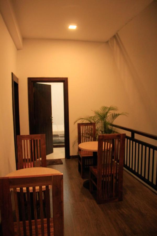 Ella Odyssey Inn المظهر الخارجي الصورة