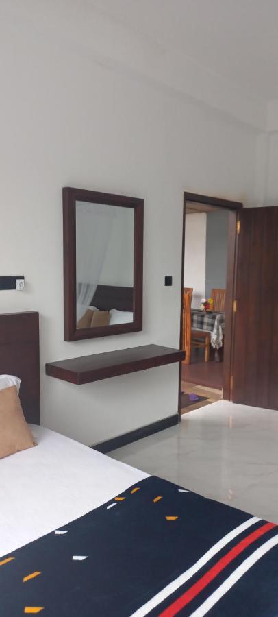 Ella Odyssey Inn المظهر الخارجي الصورة