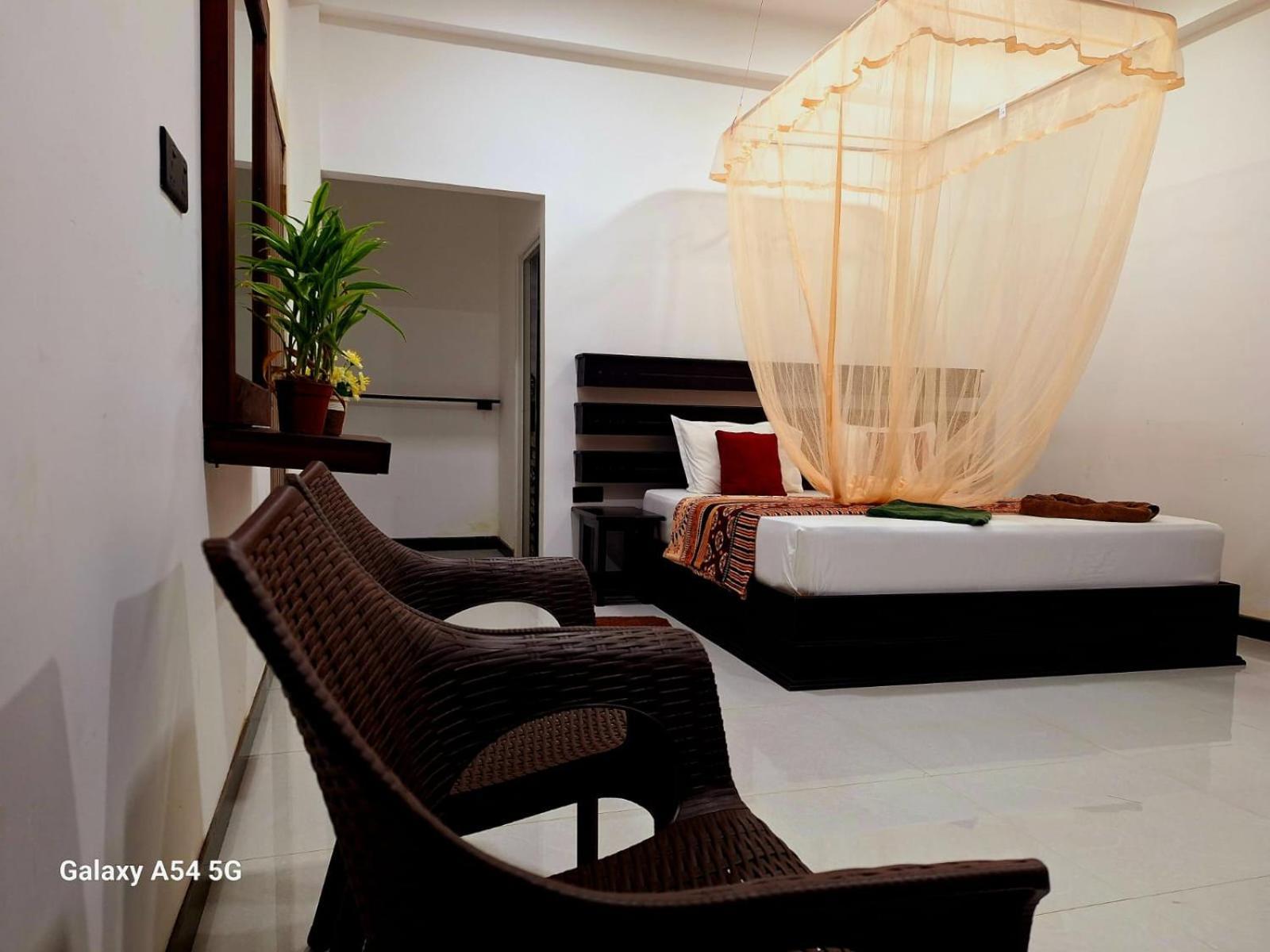 Ella Odyssey Inn المظهر الخارجي الصورة