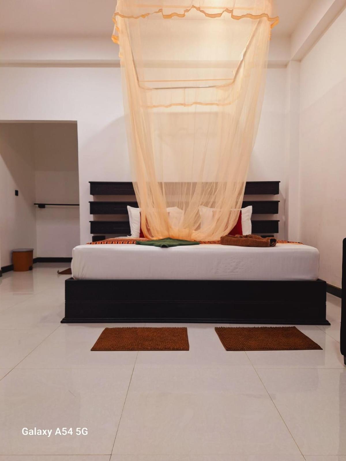 Ella Odyssey Inn المظهر الخارجي الصورة