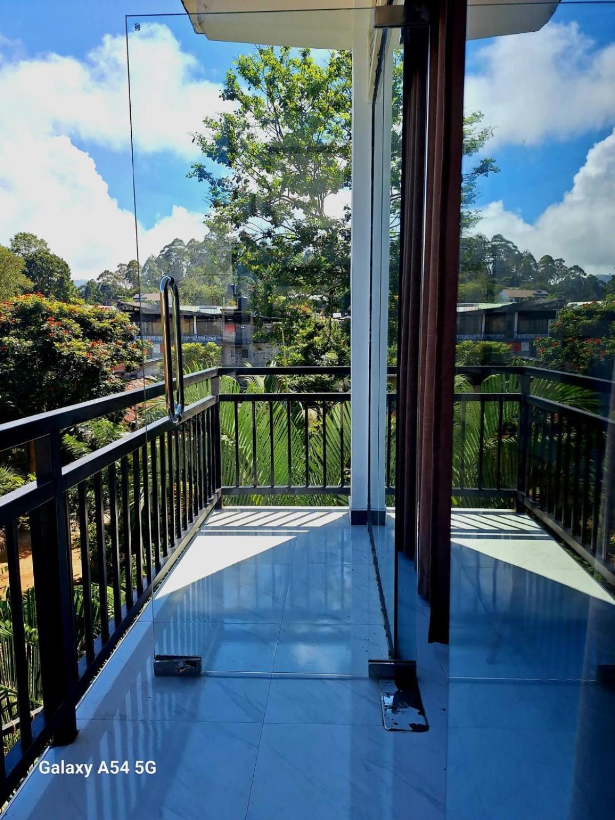 Ella Odyssey Inn المظهر الخارجي الصورة
