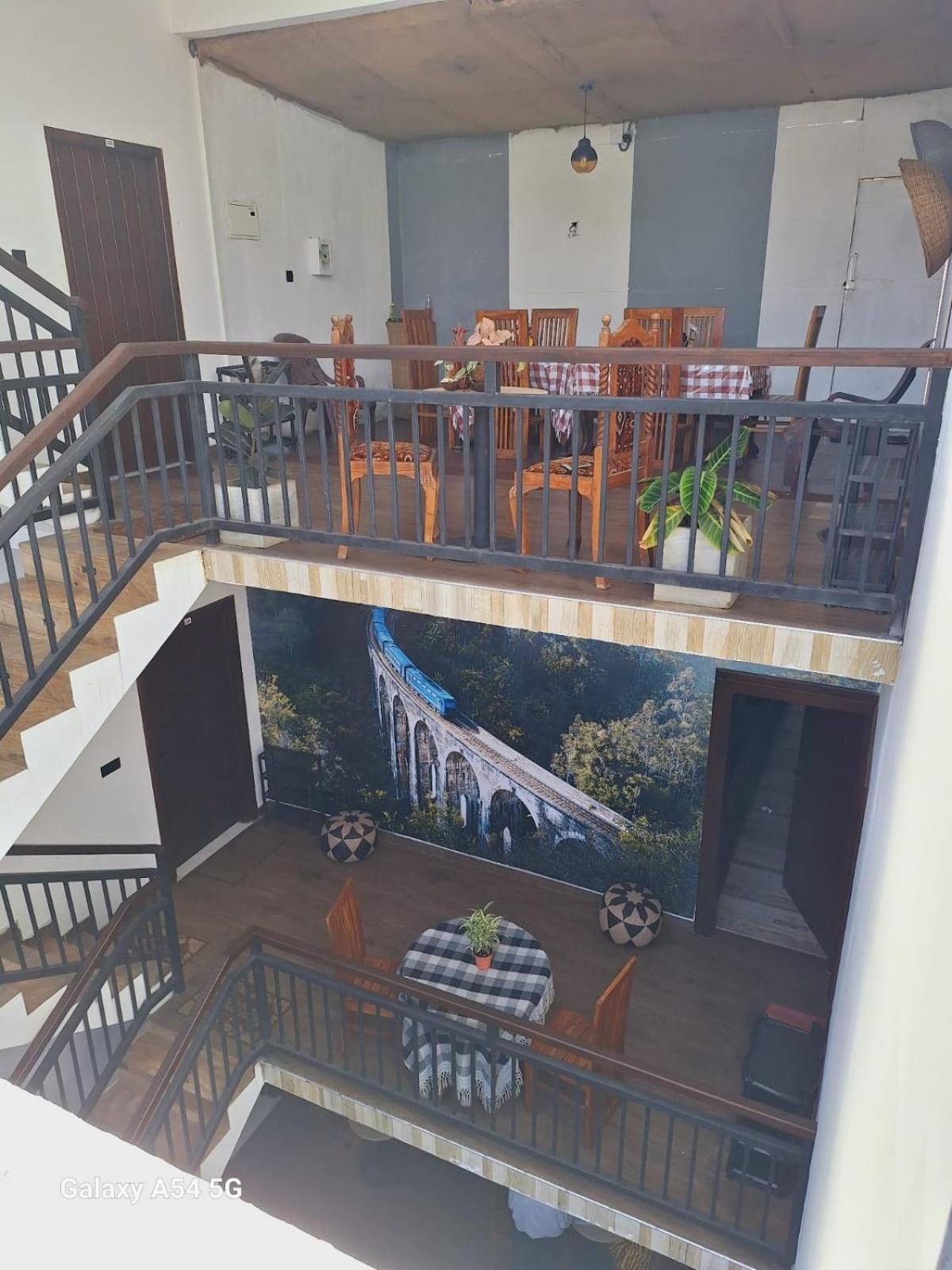Ella Odyssey Inn المظهر الخارجي الصورة