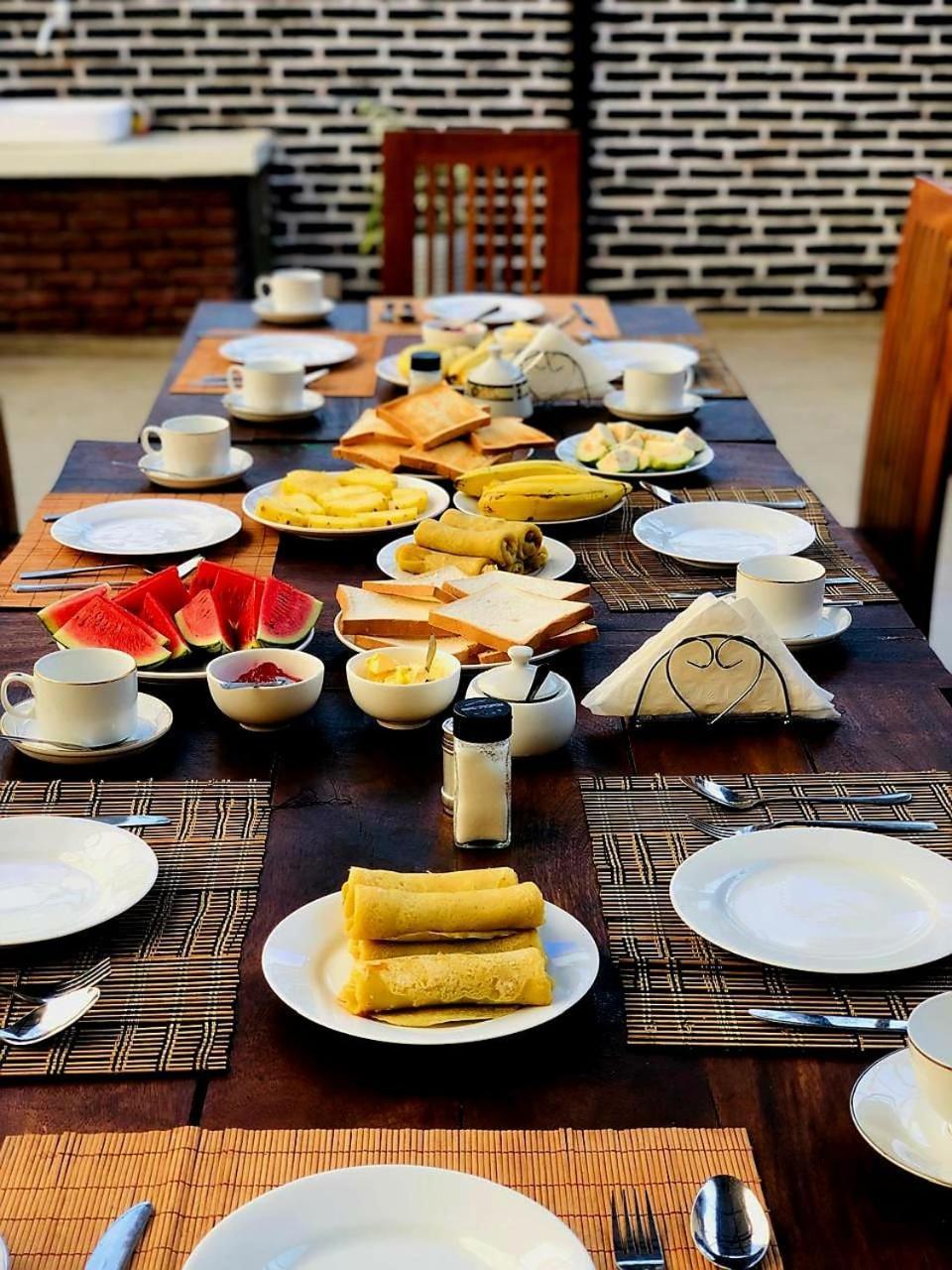 Ella Odyssey Inn المظهر الخارجي الصورة